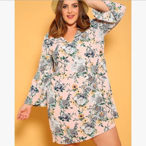 Dresses & Skirts - Long sleeve floral plus size dress